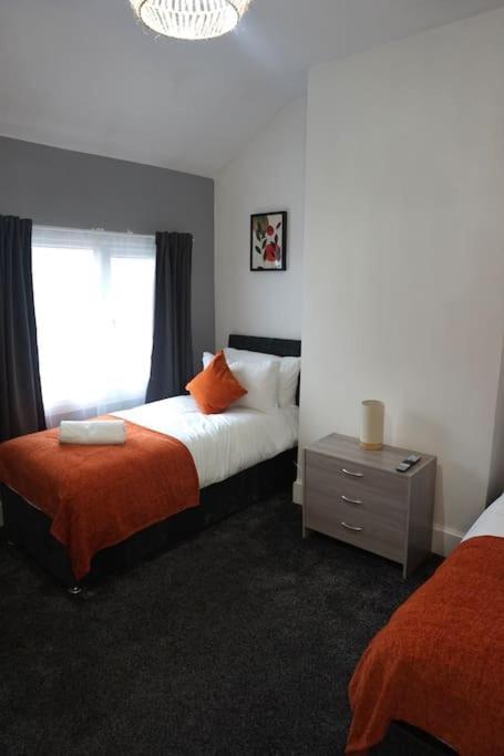 Cosy In Sutton Coldfield Sleeps 5