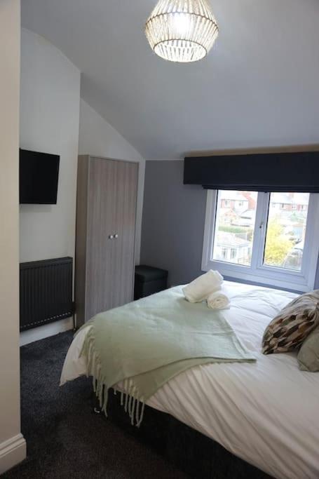 Holiday home Cosy In Sutton Coldfield Sleeps 5